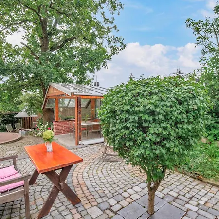 1 Bedroom Gorgeous In *
