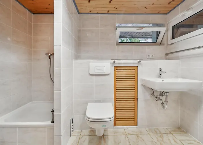 Holiday home 1 Bedroom Awesome In Weischlitz