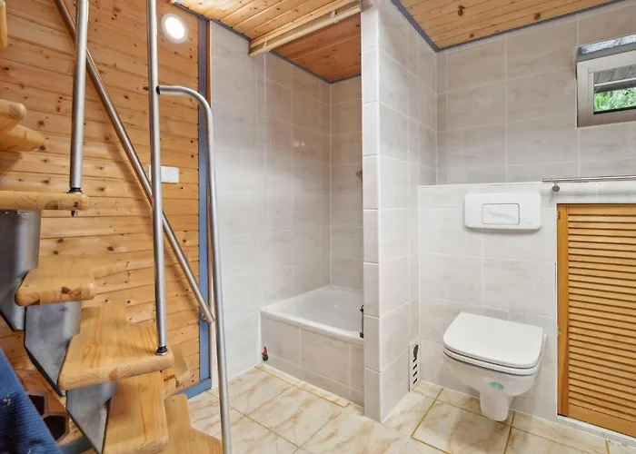 Holiday home 1 Bedroom Awesome In