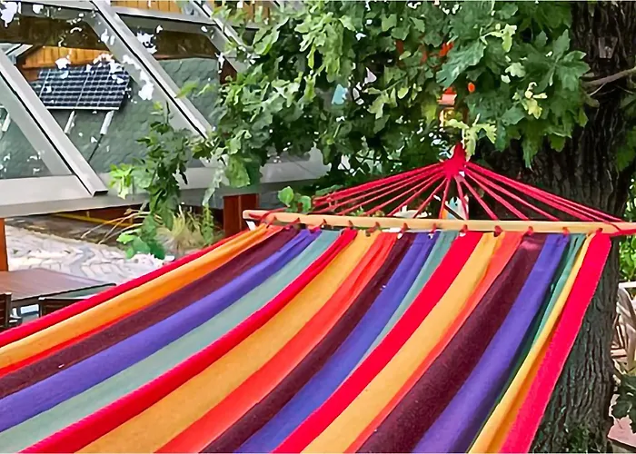 1 Bedroom Awesome In *